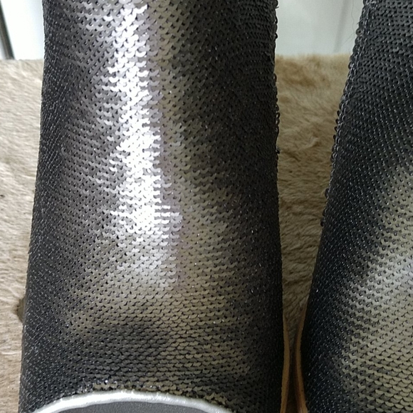 Silver Sequined Open Toe Bootie NWOT - Picture 8 of 12